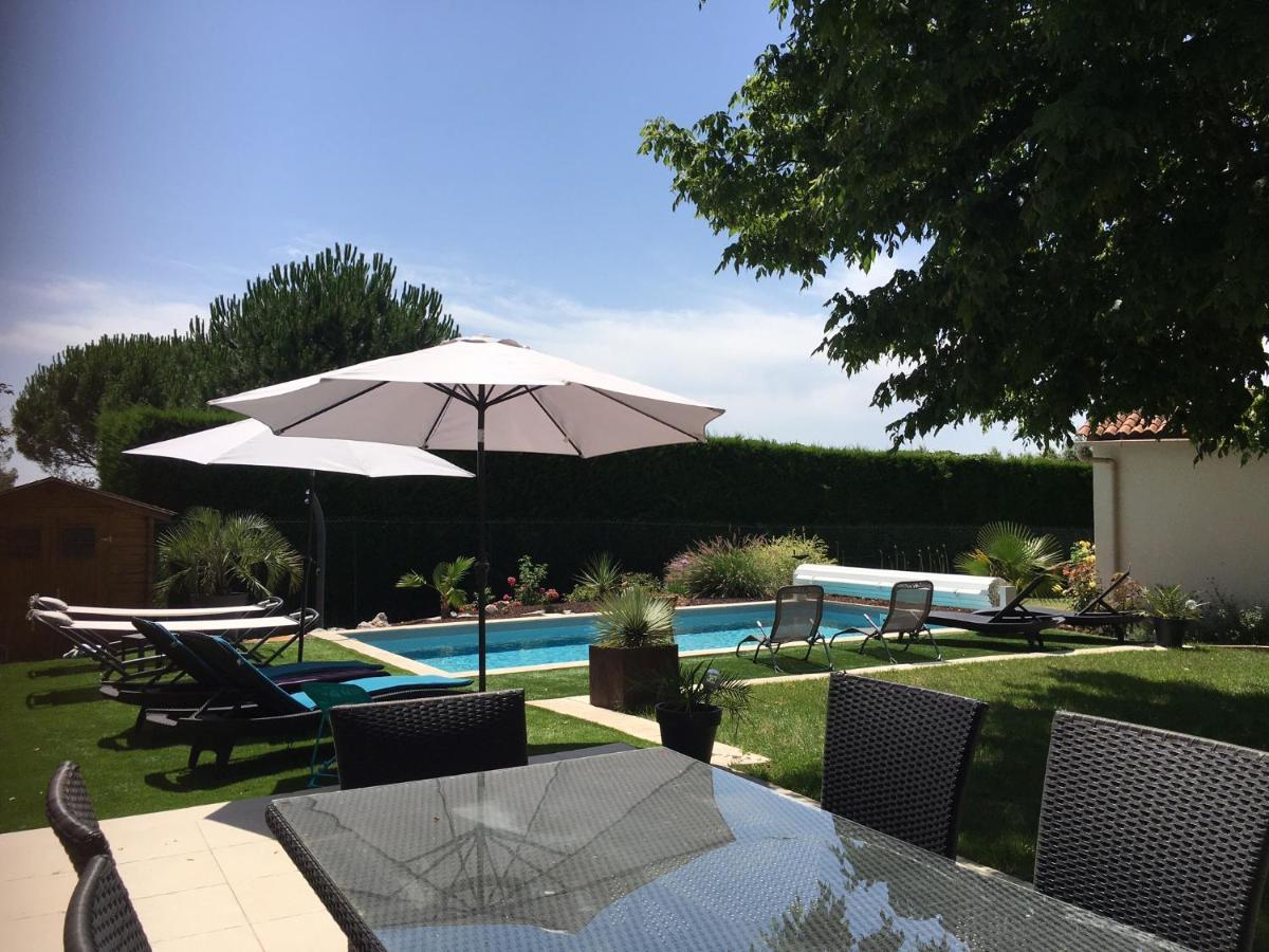Domaine De La Vigne Bed and Breakfast Cadalen Exterior foto